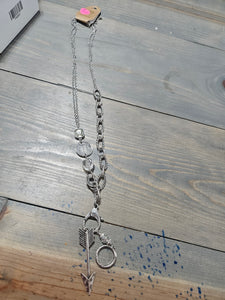 Metal Arrow Necklace