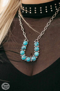 Blue bead horse shoe